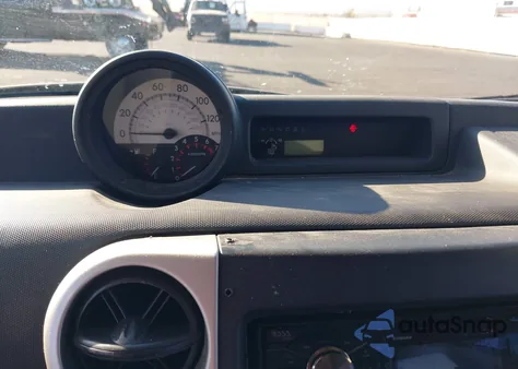 2005 Scion Xb from USA, damaged, VIN JTLKT324350183827